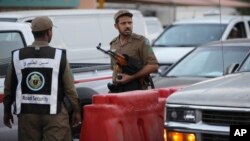 Dos guardias de seguridad resultaron heridos en el atentado en la ciudad de Jiddah.