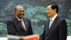 Chinese President Hu Jintao, right, shakes hands with Sudan's President Omar al-Bashir during the signing ceremony at the Great Hall of the People in Beijing, China Wednesday, June 29, 2011