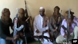 Kelompok radikal Boko Haram pernah mengeluarkan video 18-menit di YouTube mengancam VOA dan organisasi berita internasional lainnya (foto: dok). 