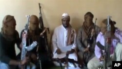 Wakilan kungiyar Boko Haram ta Najeriya wadda Amurka ke yin gargadi game da yiwuwar wani harin da za ta kai kan manyan otel-otel din da Turawa ke sauka a Abuja.