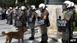 В Греции бастуют работники транспортных служб