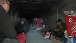 Бідність загнана у підземелля: життя безхатченків Лас-Веґаса. Відео