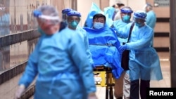 Пацієнт із підозрою на зараження коронавірусом 2019-nCoV у шпиталі Гонконгу. 22 січня 2020
