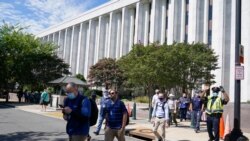 Policía detiene a un hombre que decía tener una bomba cerca del Congreso de Estados Unidos