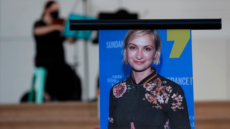 Shooting Death Leads to Calls to Ban Real Guns on Film Sets