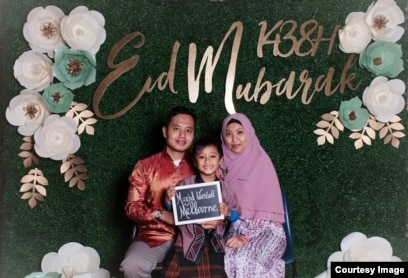Pratiwi Utami merayakan lebaran bersama keluarganya di Melbourne, Australia (foto: courtesy).
