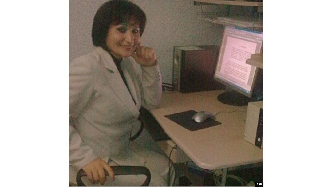 Xalq orasida jurnalistlarga ishonch va hurmat pasayib ketgan, deydi "Yoshlar" telekanali sobiq xodimi, jurnalist Malohat Eshonqulova "Amerika Ovozi" bilan telefon orqali muloqotda