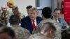 Trump hace una visita sorpresa a las tropas estadounidenses en Afganistán
