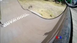 ဘီးတပ်ကုလားထိုင်နဲ့လျှောစီးသူ၊ ဗြိတိန်တပတ်လက်ပစ်ကူးမလား