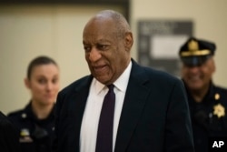 Bill Cosby walks to the courtroom during his sexual assault trial at the Montgomery County Courthouse in Norristown, Pa., June 6, 2017.