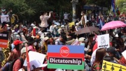 မန္တလေးဆန္ဒပြပွဲ ပစ်ခတ်ဖြိုခွဲလို့ သေဆုံးဒဏ်ရာရတဲ့သတင်းနဲ့အတူ ဆန္ဒပြပွဲသတင်းများ၊ ဒို့အသံအစီအစဉ်နဲ့ မြန်မာ့နိုင်ငံရေးဆွေးနွေးခန်းအပါအဝင် ည ၉း၀၀-၁၀း၀၀ နာရီ ရေဒီယိုအစီအစဉ်။