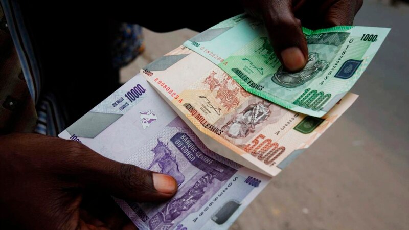 En RDC, la chute du franc face au dollar