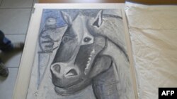 Картина Пикассо «Голова лошади»