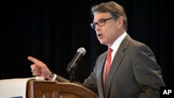 Republican, former Texas Gov. Rick Perry speaks at the Eagle Council XLIV, sponsored by the Eagle Forum in St. Louis, Sept. 11, 2015.