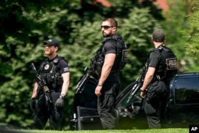 Security Officers Shoot Man Brandishing Gun Outside White House