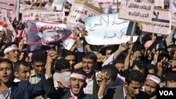 Demonstrasi anti pemerintahan Presiden Abdullah Saleh di ibukota Sanaa.