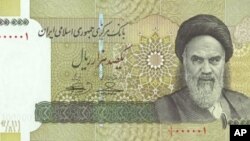 Handout photo showing the front of the new Iranian 100,000 Rials bank note (2010 file photo).