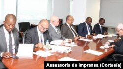 Governo e Comissão Episcopal das Comunicações Sociais, Luanda
