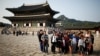 South Korean Stocks Fall on Fears of Chinese Tourism Ban
