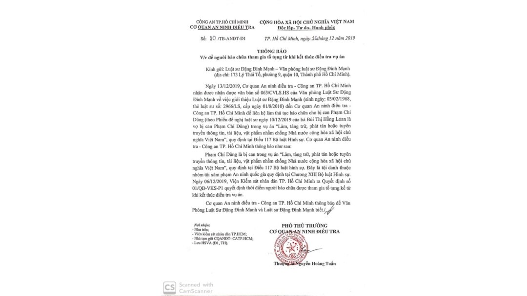 Thông báo của Cơ quan An ninh điều tra – Công an TP. Hồ Chí Minh ký ngày 16/12 về việc bào chữa cho nhà báo Phạm Chí Dũng, Photo Facebook Đặng Đình Mạnh.