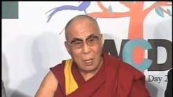 2012-11-29 美國之音視頻新聞: 達賴喇嘛認為中共在兩年內或出現轉機