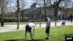 People exercise Brussels