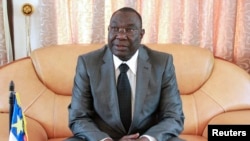 中非共和国总统乔托迪亚在一次会议上。 2014年1月8日