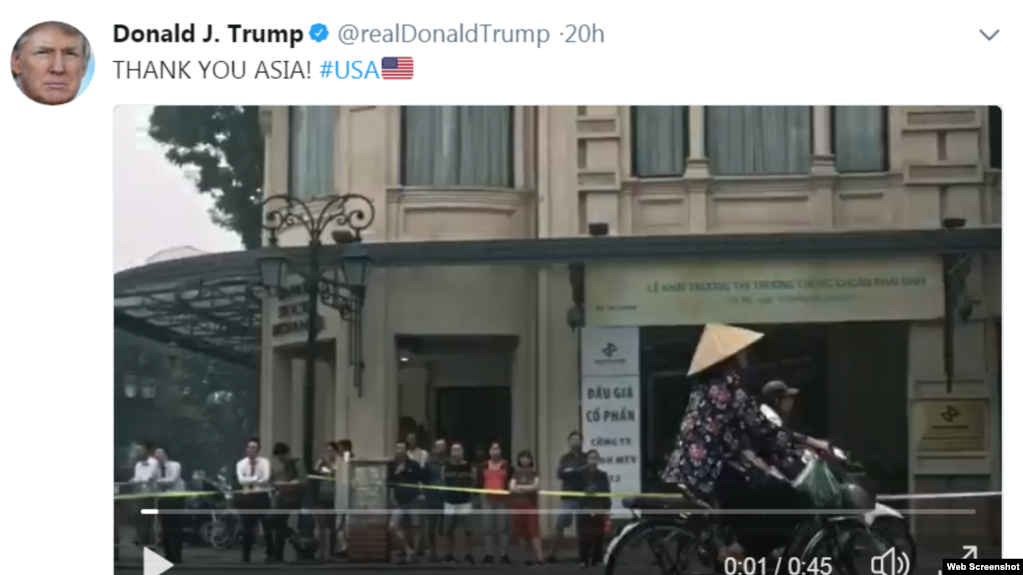 Hình ảnh người phụ nữ Việt Nam đi xe đạp đội nón lá trong Twitter của TT Donald Trump 14/11/2017.
