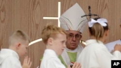 Pope Francis celebrates the Holy Mass at the Phoenix Park, in Dublin, Ireland, Sunday, Aug. 26, 2018. Pope Francis is on the second of his two-day visit to Ireland.