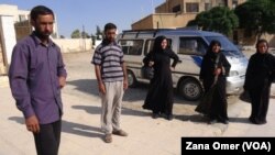 Kurdên ku ji tirsa Raqqa revine û çûne Girê Spî