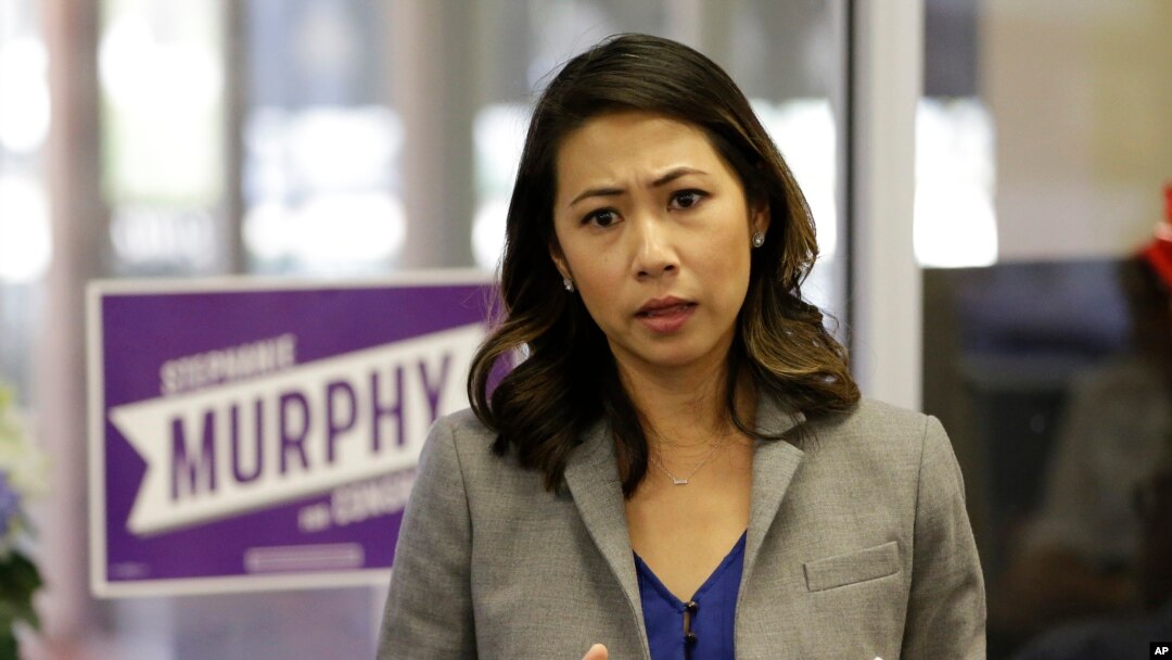 Dân biểu liên bang gốc Việt Stephanie Murphy.