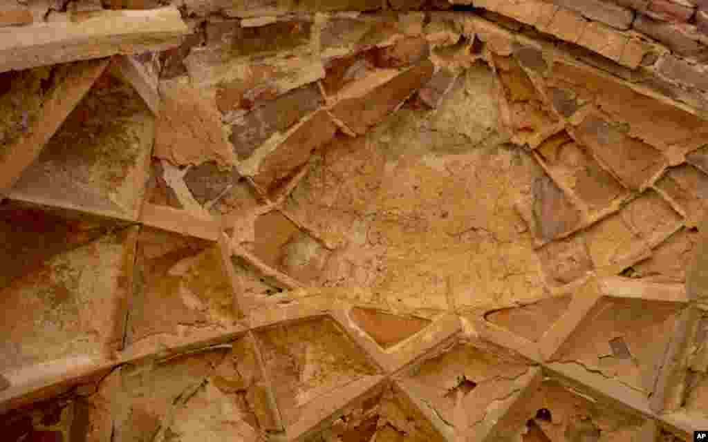 مکلی : تاریخی قبرستان کی تباہی