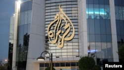 ARCHIVO: Sede de la cadena Al Jazeera en Doha, Qatar.