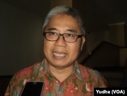 Juru Bicara UNS Solo, Profesor Darsono. (Foto: VOA/Yudha)