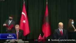Erdogan në Shqipëri, përurohen pallatet e reja në Laç