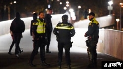 عکس آرشیوی از یک عملیات پلیس هلند