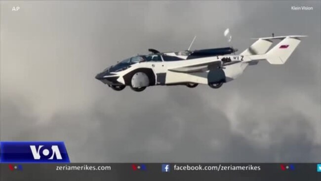 Sllovaki, makina fluturuese AirCar më pranë realitetit