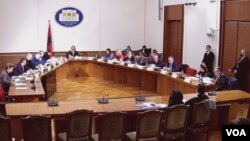 Këshilli i Legjislacionit dhe Komisioni parlamentar i Ligjeve, pro ndryshimeve per zgjatjen e mandatit te institucioneve te Vettingut