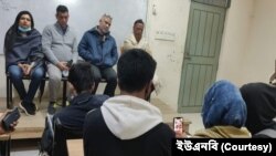 শিক্ষামন্ত্রী ডা. দীপু মনির সঙ্গে শাবিপ্রবির আন্দোলনরত ও অনশনরত শিক্ষার্থীদের ভিডিও কনফারেন্সে। (ছবি- ইউএনবি)