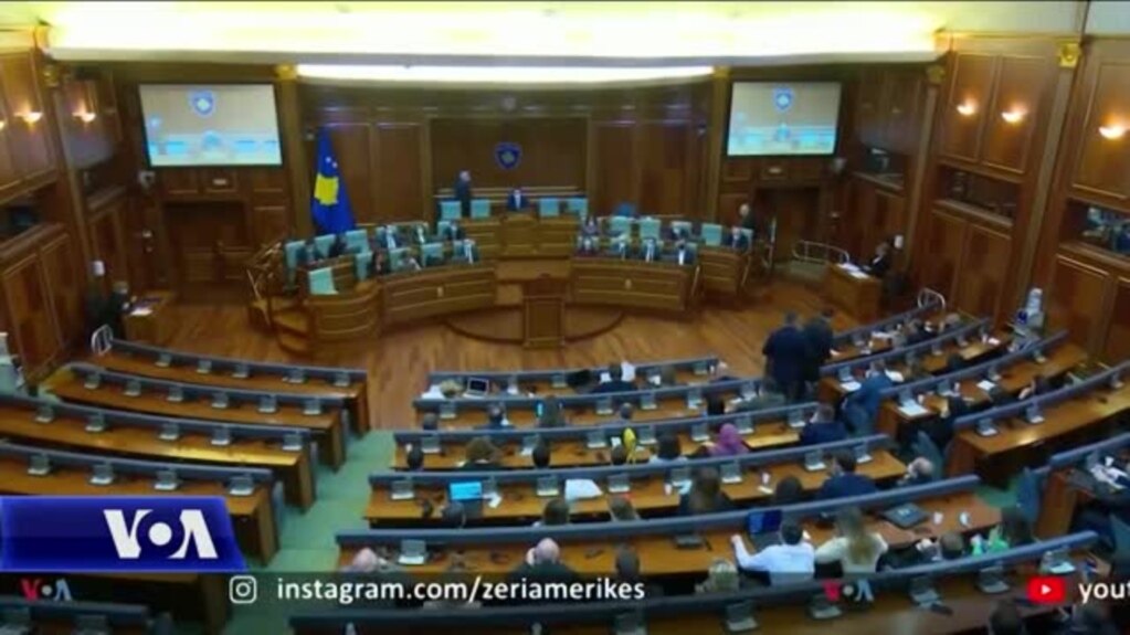 Parlamenti i Kosovës kundërshton mbajtjen e një referendumi të Serbisë në zonat më shumicë serbe