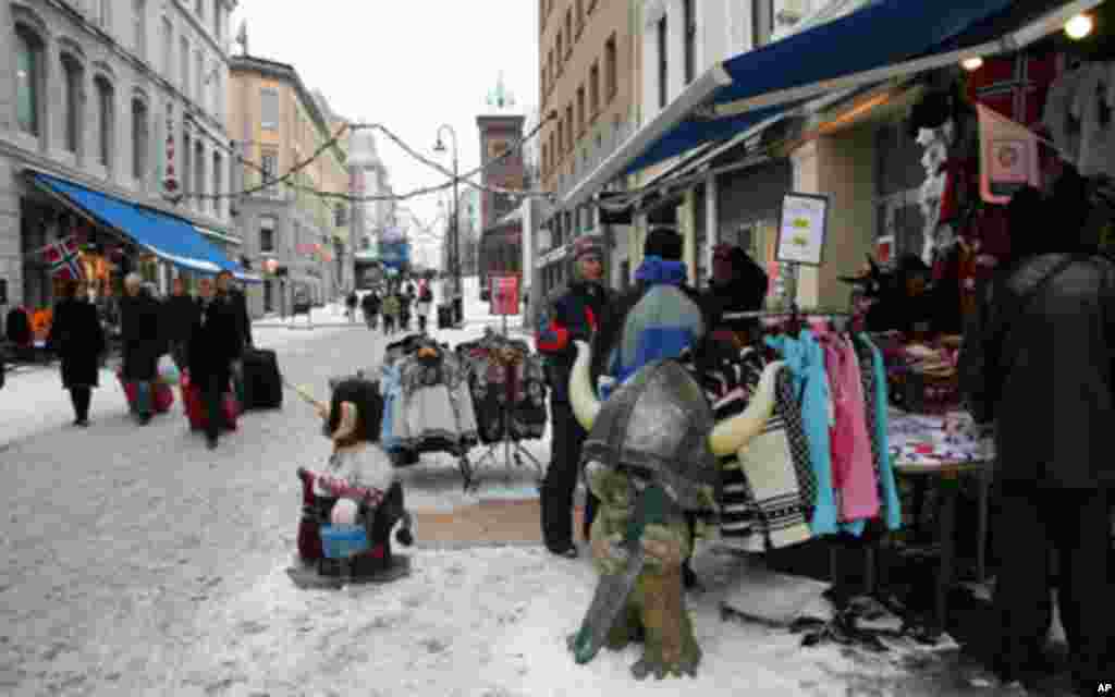 当年威震四海的维京海盗如今成了店铺招揽顾客的滑稽吉祥物了。