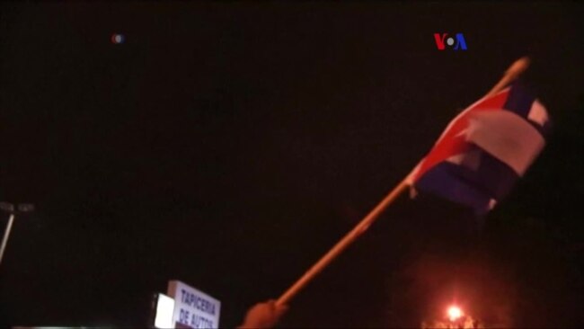 Cuban Dissidents in Miami Celebrate Death of Fidel Castro