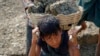 بچوں کا عالمی دن: دنیا میں سولہ کروڑ بچے محنت مزدوری پر مجبور ہیں، عالمی ادارۂ محنت کی رپورٹ