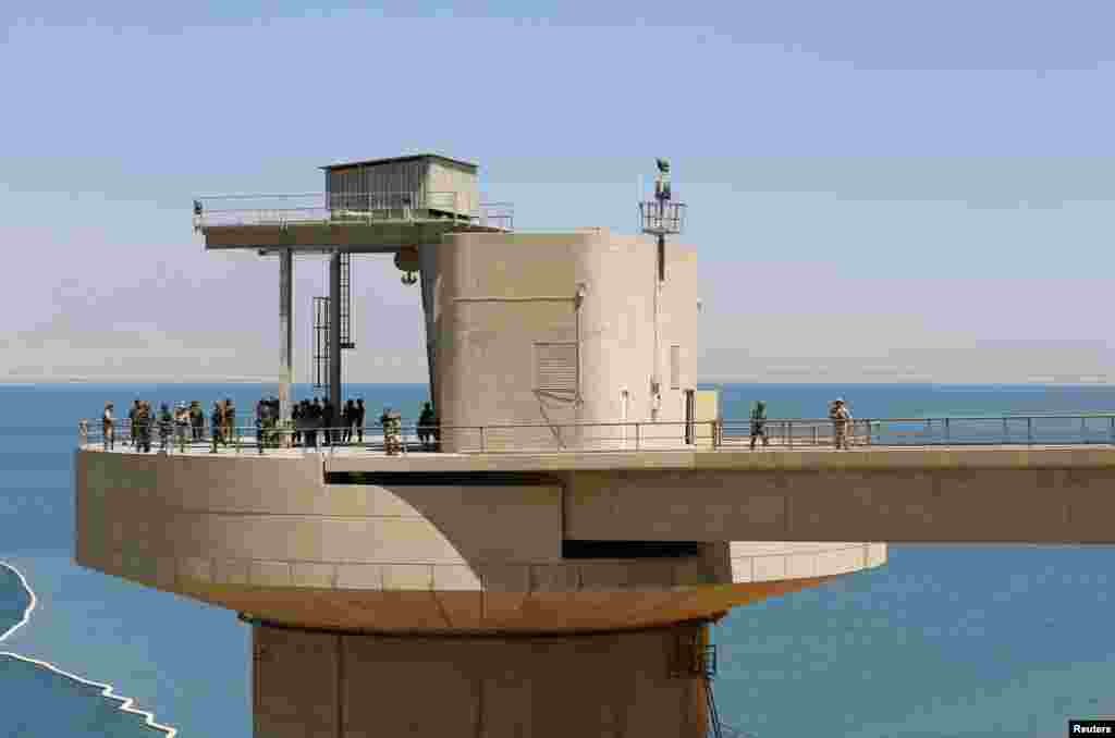 Peshmerga fighters at Mosul Dam in northern Iraq, Aug. 21, 2014.