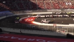 NASCAR将洛杉矶奥运体育场变成赛车场 