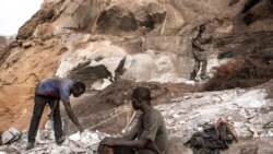 Fermeture d'une mine au Burkina, l'Opep face à l'inflation