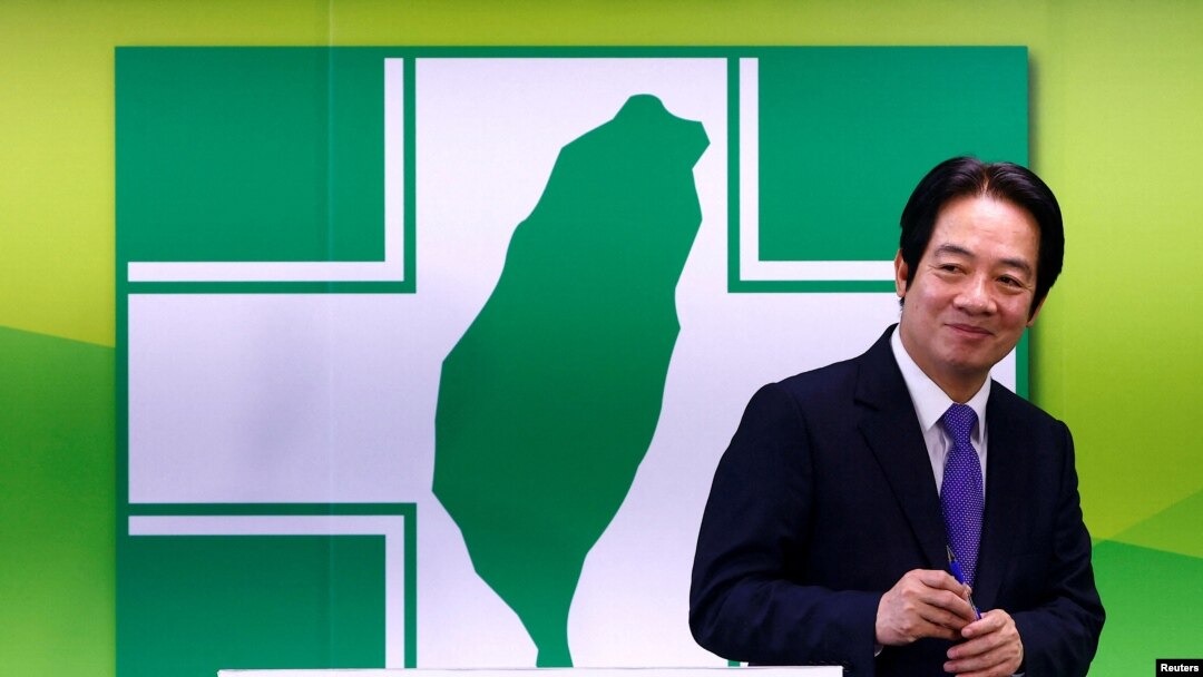 Wakil Presiden Taiwan William Lai menjabat sebagai Ketua Partai Progresif Demokratik yang berkuasa di Taipei, Taiwan, 18 Januari 2023. (Foto: REUTERS/Ann Wang)
