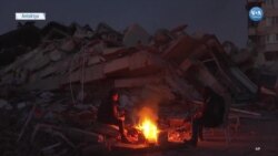 Ateş Başında Yakınlarının Kurtarılmasını Bekliyorlar