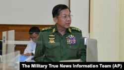 缅甸国防军总司令敏昂莱（Min Aung Hlaing）发表讲话。（资料照片，2023年1月23日）