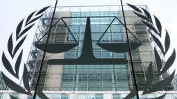 FILE- Kantor Mahkamah Pidana Internasional (ICC) di Den Haag, Belanda, 12 Januari 2016. (AP/Mike Corder, File)